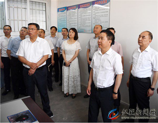 陈科郭宗海视察仪陇2019年高考准备工作