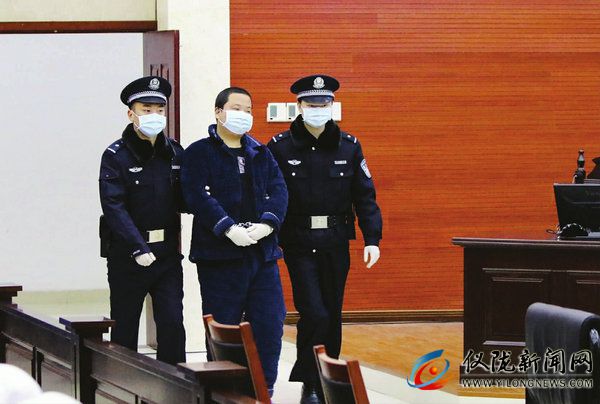 获刑6个月南充市首例阻碍疫情防控妨害公务案宣判